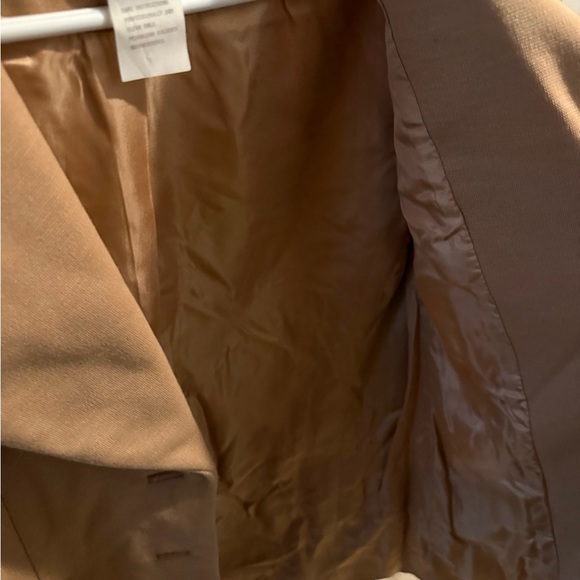 Classic Tan Women's Blazer - Picture 4 of 6